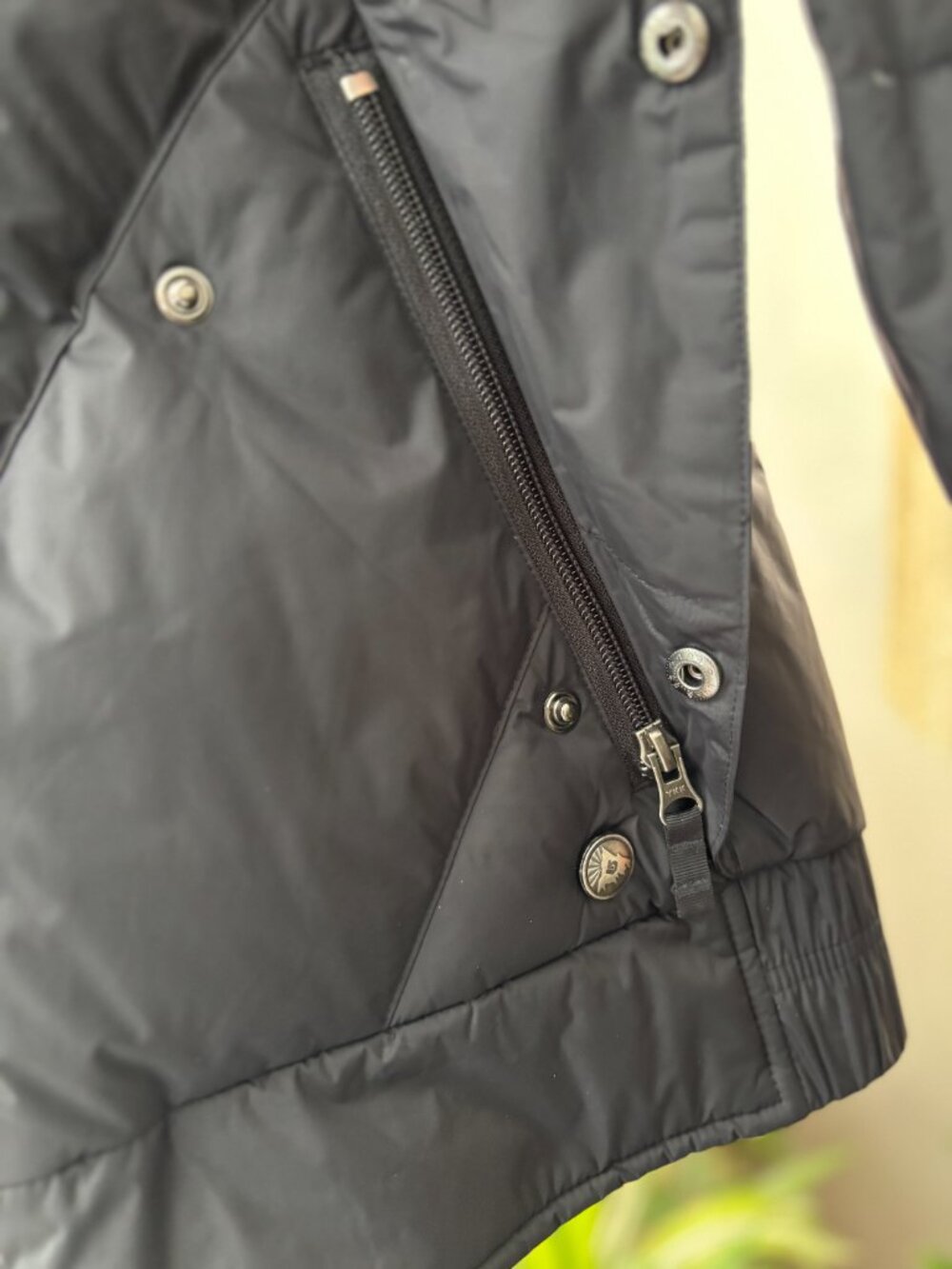 Burton Reversible Ski Jacket Solid Black Geometric Dot Print Women Medium - Picture 13 of 16